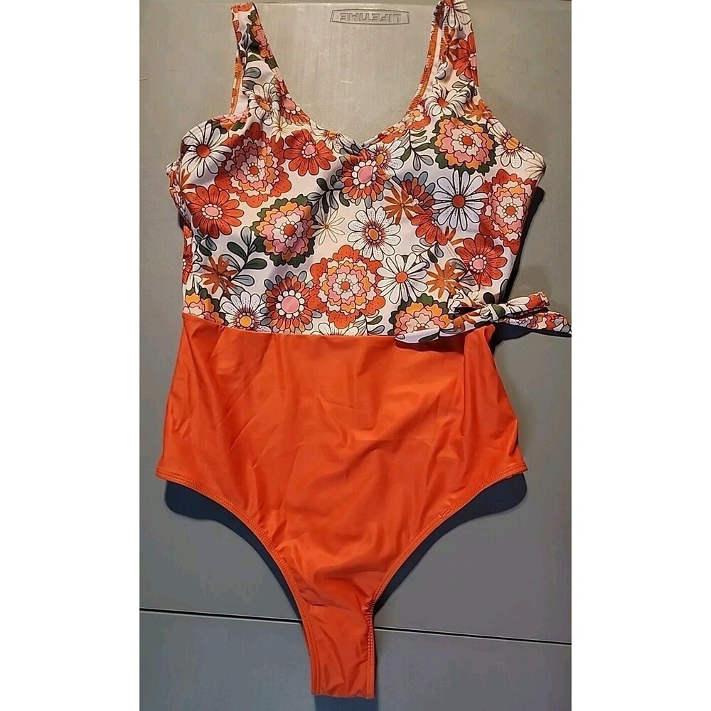 Marie Nicole Bathing Suit Retro Style One Piece With Pads